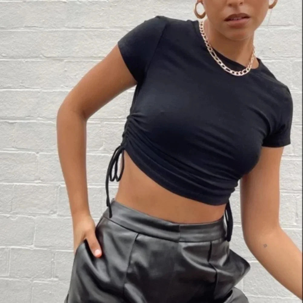 Princess Polly Evant Black Crop Tee*New